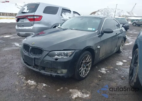2007 BMW 328Xi z USA, uszkodzony, nr VIN WBAWC33547PD06484